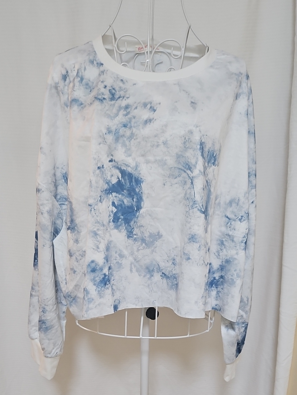 ROMWE Blue and White Tie-Dye Long Sleeve Sweatshirt
